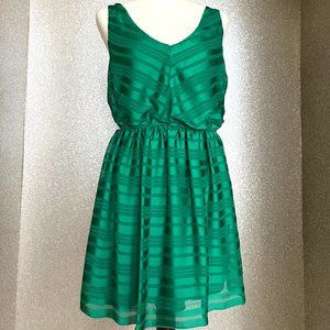 Trixxi, Size M, Green